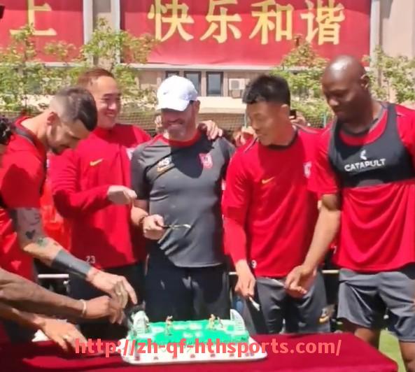 华体会hth登录入口-足球欧冠回放精选与关键比赛数据统计